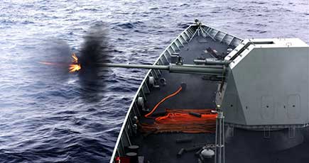 南海艦隊遠洋訓練艦隊が対海実弾射撃訓練を実施