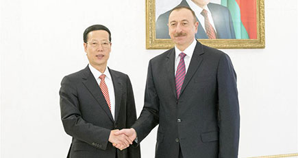 張高麗副総理がアゼルバイジャンのイルハム・アリエフ大統領と会見