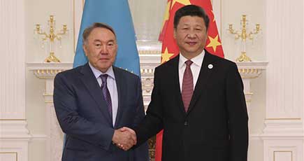 習近平主席、カザフスタン大統領と会談