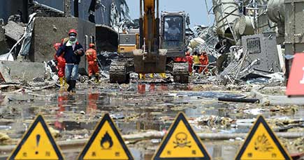 江蘇塩城倒壊建家内の危険化学品の移動完了
