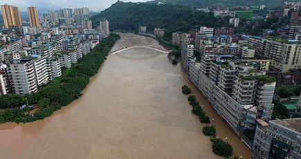 中国南部で豪雨による被害広がる