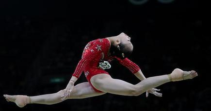 体操－中国女子チームが予選に出る