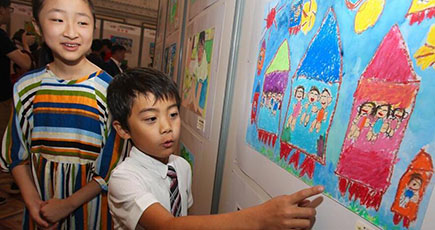 中日韓の子供たち、「未来の新しい生活」を共に描き
