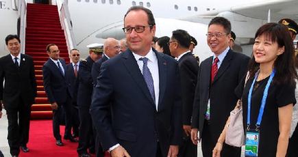 フランスのオランド大統領は杭州に到着