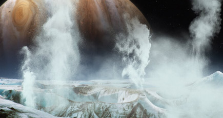 NASAが重大発表　エウロパに水分噴出の痕跡を発見