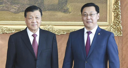 劉雲山氏がモンゴル国のエルデネバト首相と会見