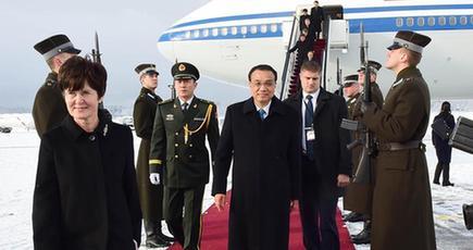 李克強総理、第5回中国中東欧国家指導者会合に出席