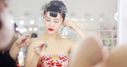 邱璐璠のチャイナドレス結婚写真　ファッションの中国元素が溢れる