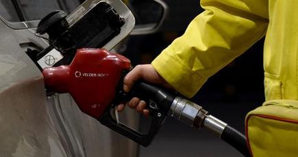 中国、ガソリンとディーゼル油の小売価格引き上げ　年初来最大幅