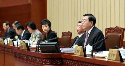 第12期全国人民代表大会常務委員会第27回会議は北京で行われ