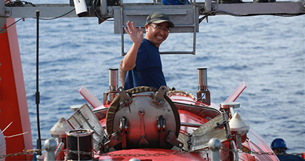 4811メートルまでの潜水、新華社記者が「蛟竜」号に乗船し世界最深部での潜水を完成