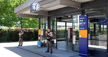 ドイツ・ミュンヘンのライトレール駅で銃撃事件が発生　4人が負傷