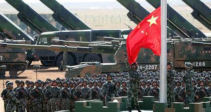 中国人民解放軍創設90周年を祝賀する閲兵式が行われ【写真集】