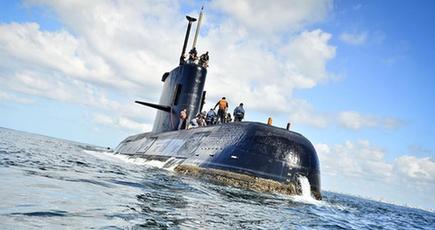 アルゼンチン海軍の潜水艦が行方不明に　乗組員40人