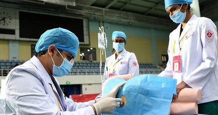 中国で医学を学ぶ留学生、臨床技能を競う