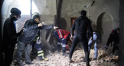 シリアからロケット弾 トルコ・キリスで２人死亡、１２人負傷