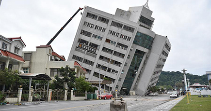 台湾花蓮でＭ６・５の地震　２人死亡２０２人負傷