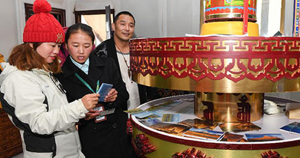 リニューアルで進化した「天空のチベット郵便局」、営業再開
