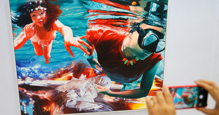 「多彩な八月」２０１８四川美術学院作品展が開催　山東省青島市