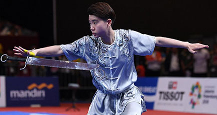 第１８回アジア大会　中国の湯露が金メダル　女子南拳・南刀個人総合