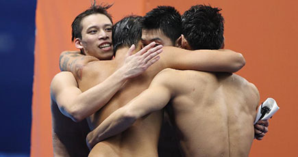第１８回アジア大会　中国が優勝　競泳男子４００ｍメドレーリレー