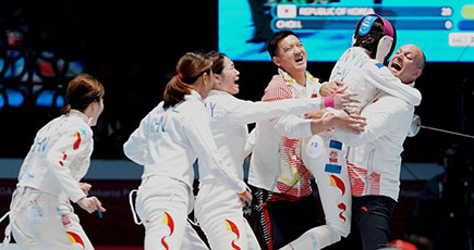 第１８回アジア大会　中国が金　フェンシング女子エペ団体