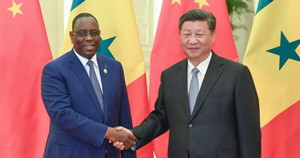 習近平主席、セネガルのサル大統領と会見