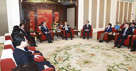 李克強総理、第２回中韓省長知事会議の代表と会見