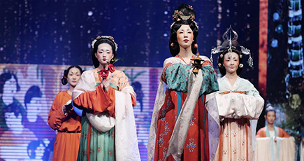 甘粛省の文化・観光ＰＲイベント「絶色敦煌の夜」、香港で開催