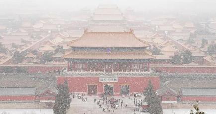 故宮博物院も雪化粧　北京で降雪