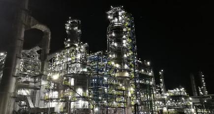 ブルネイでの中国最大の投資事業、石油製品生産に向け前進