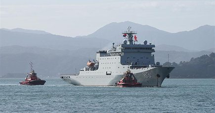 中国海軍訓練艦「戚継光」、ＮＺウェリントンを初訪問