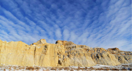 冬の「海上魔鬼城」　新疆ブルルトカイ県