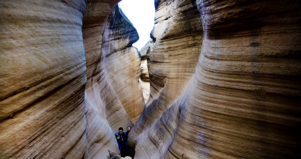 自然が作り出した黄土高原の奇観　陝西省志丹県の毛項峡谷
