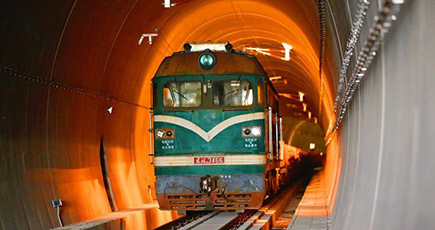 衢寧鉄道、福建省区間でレール敷設完了