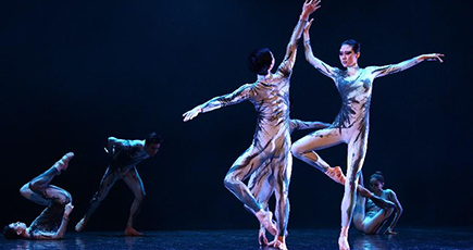 上海バレエ団のオリジナルモダンバレエ特別公演開催