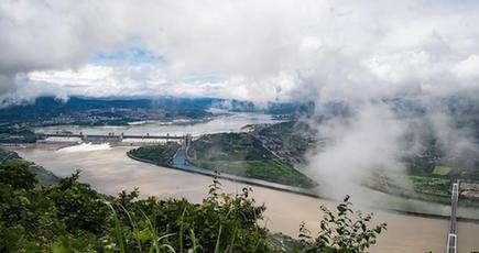 三峡ダム、今年初の放流　７月にさらなる増水の予想