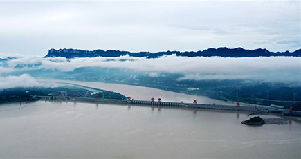 長江上流で３回目の増水ピークを観測