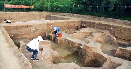 済南市の梁王遺跡で戦国時代の古城跡を発見　山東省