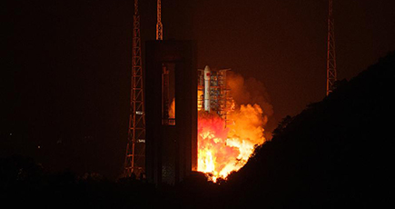 中国、地球観測衛星「高分１３号」打ち上げに成功