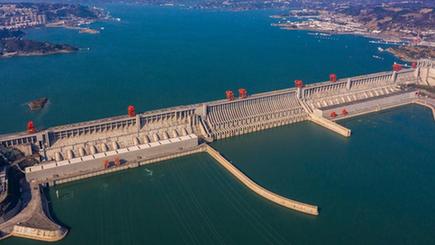 三峡ダム水力発電所、発電量世界記録を更新