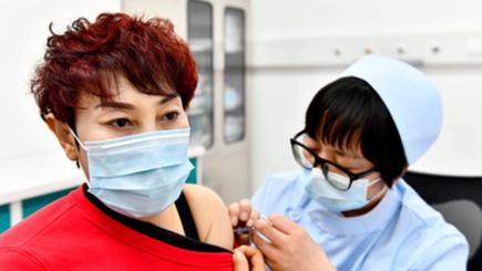 山東省で新型コロナワクチンの接種始まる