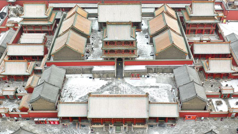 瀋陽故宮がうっすら雪化粧　遼寧省