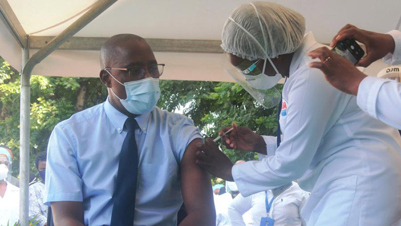 モザンビークで中国援助のワクチン接種開始