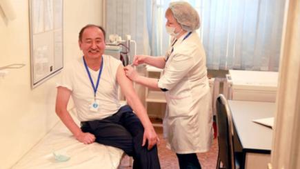 キルギス、中国製ワクチン接種開始