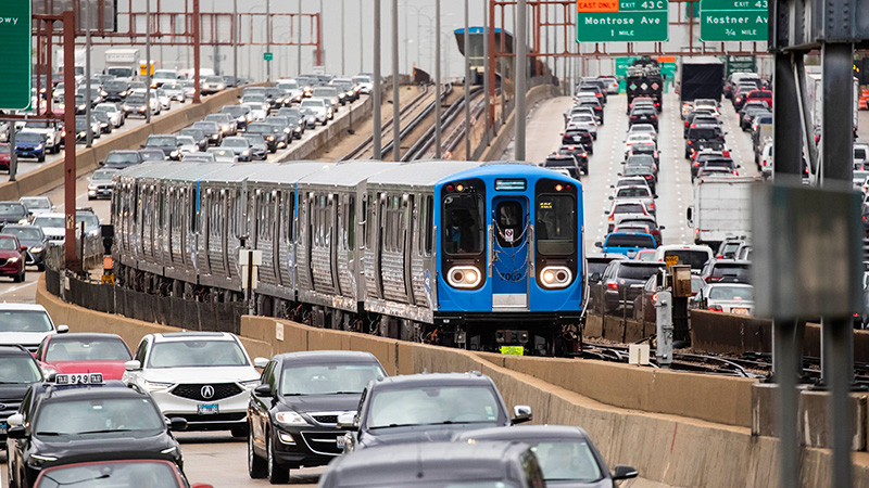 米国で製造の地下鉄車両、乗客乗せ試験運行　中車四方