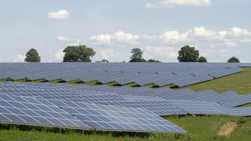 ハンガリーで中国企業出資の太陽光発電所が稼働
